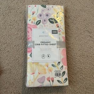 Pottery Barn Flora toddler/crib bedding